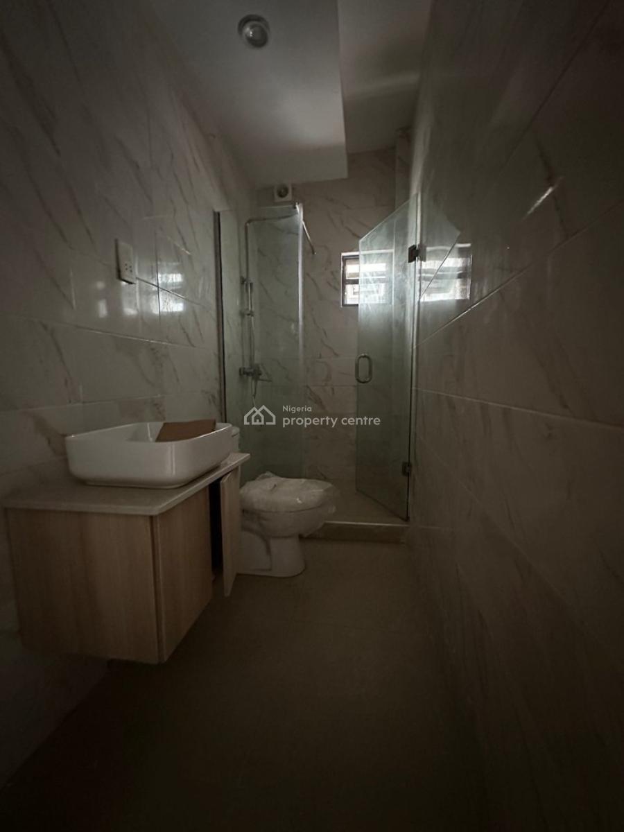 Newly Built Spacious 4-bedroom Terrace with Bq, Lekki Phase 1, Lekki, Lagos, Terraced Duplex for Rent