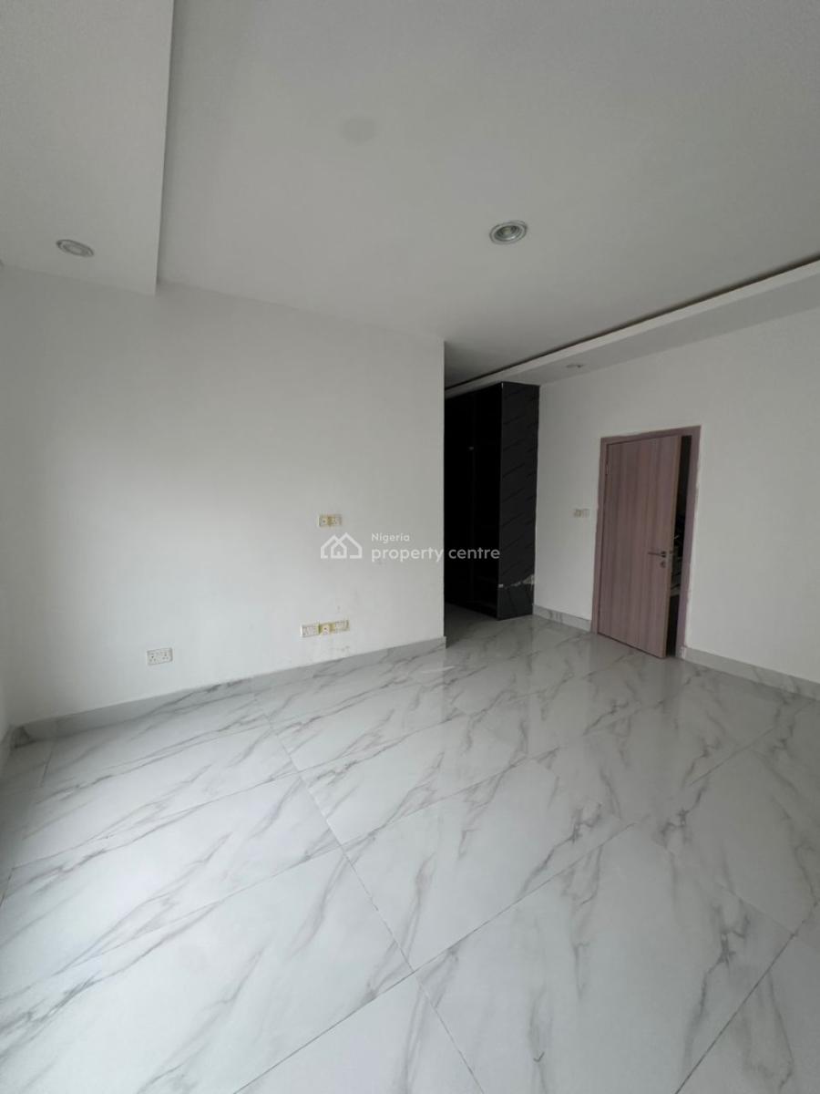 Newly Built Spacious 4-bedroom Terrace with Bq, Lekki Phase 1, Lekki, Lagos, Terraced Duplex for Rent