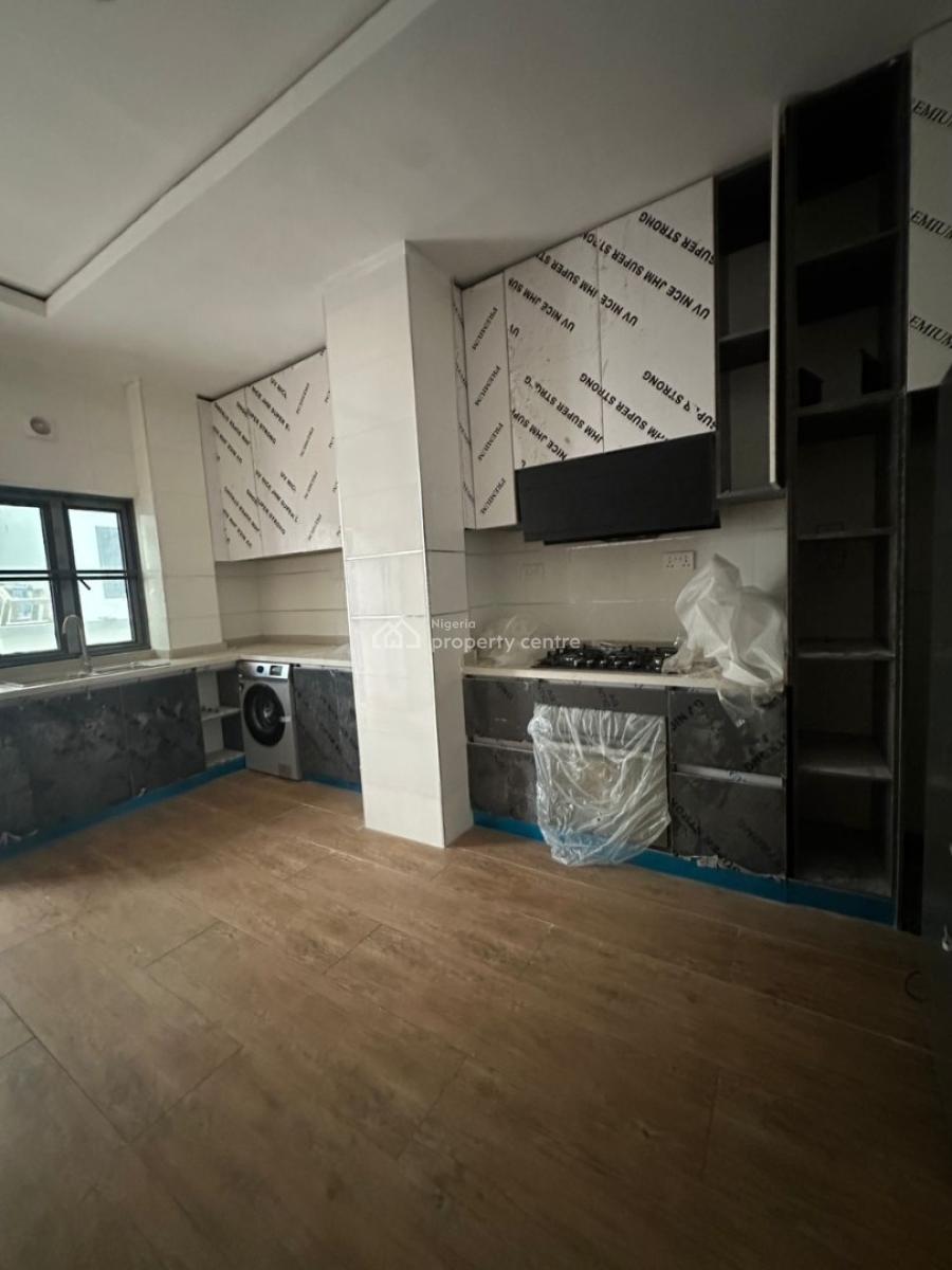Newly Built Spacious 4-bedroom Terrace with Bq, Lekki Phase 1, Lekki, Lagos, Terraced Duplex for Rent