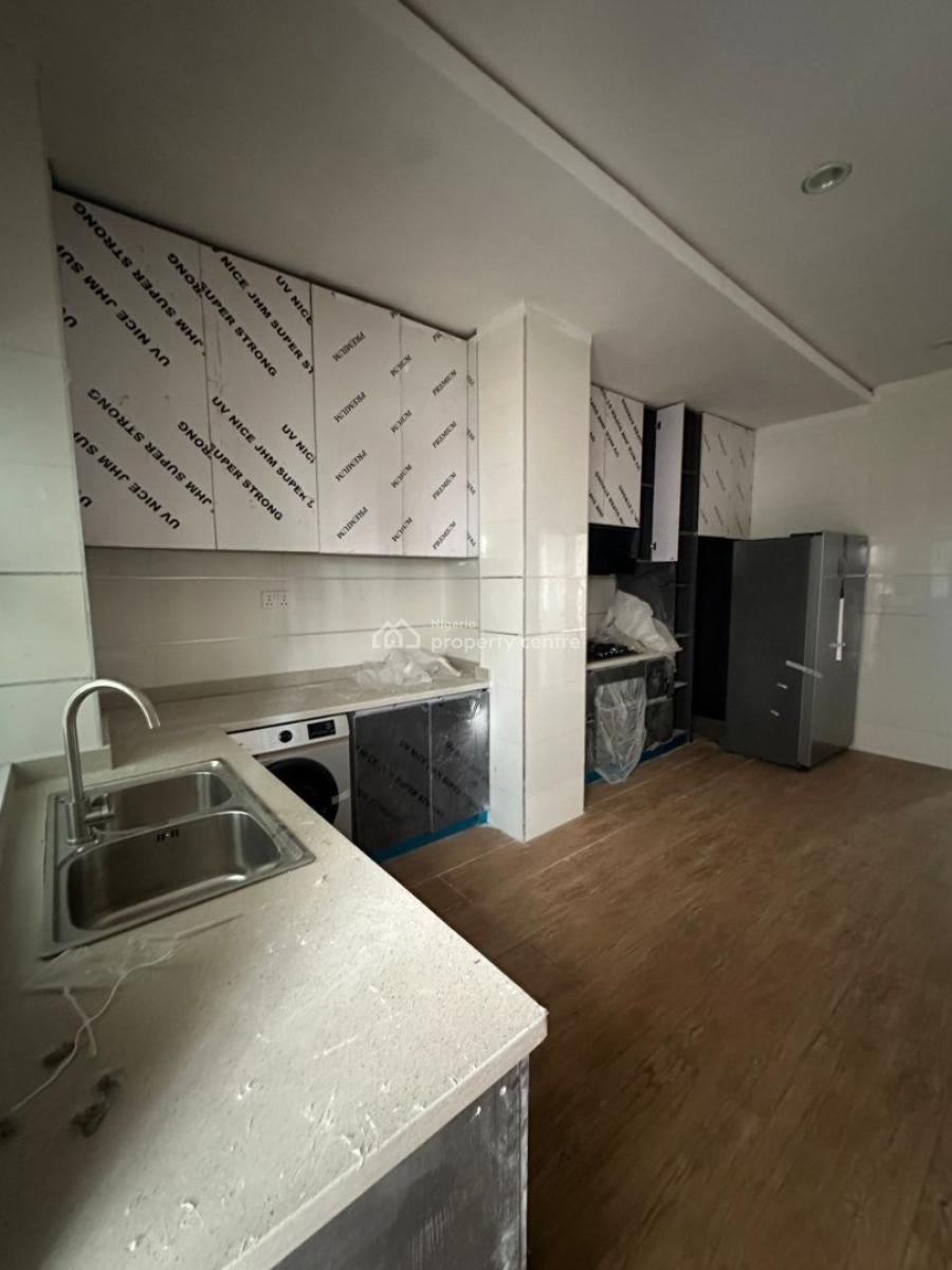 Newly Built Spacious 4-bedroom Terrace with Bq, Lekki Phase 1, Lekki, Lagos, Terraced Duplex for Rent