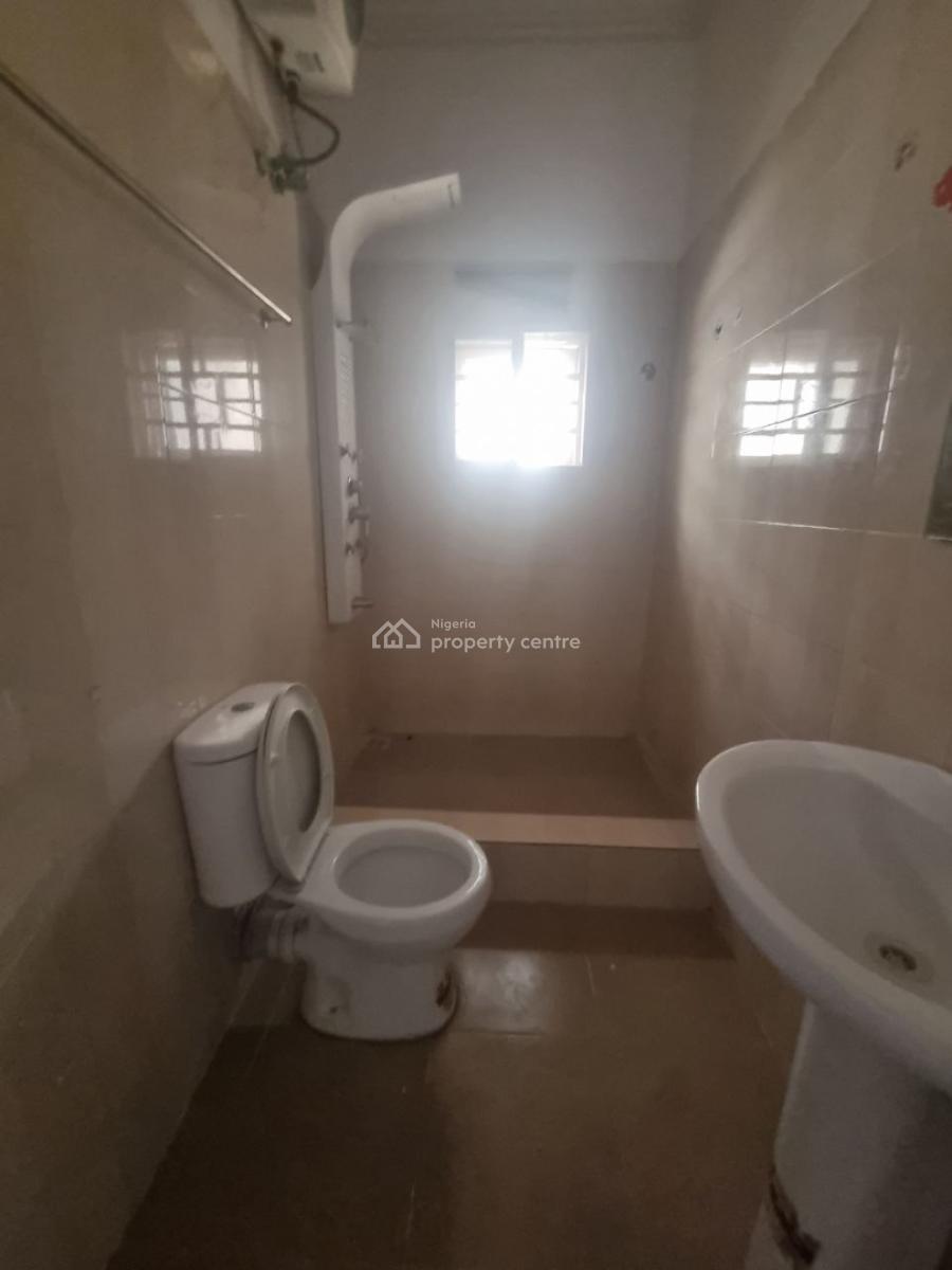 a Room Self Con, Lekki Phase 1, Lekki, Lagos, Flat / Apartment for Rent