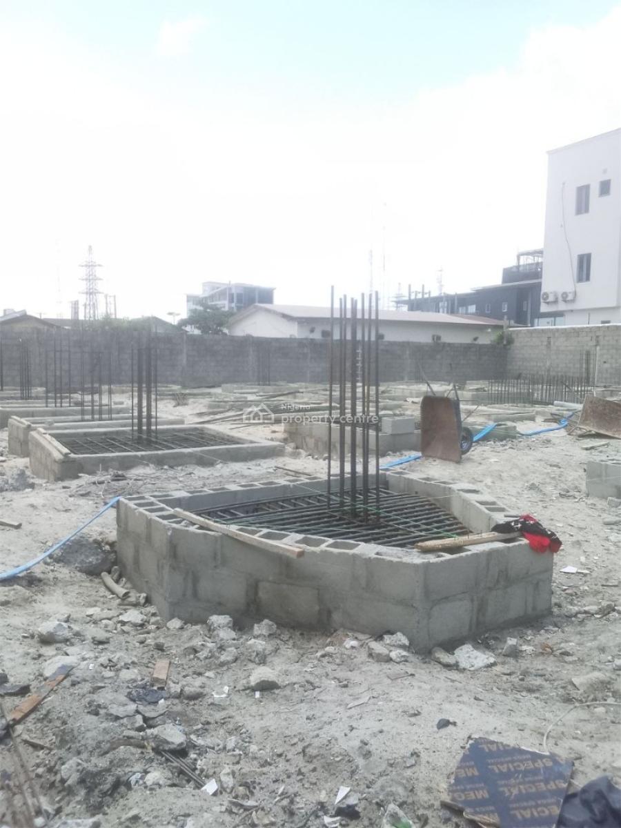 Block of Apartment and 4 Bedroom Maisonette, Lekki Phase 1, Lekki, Lagos, Flat / Apartment for Sale