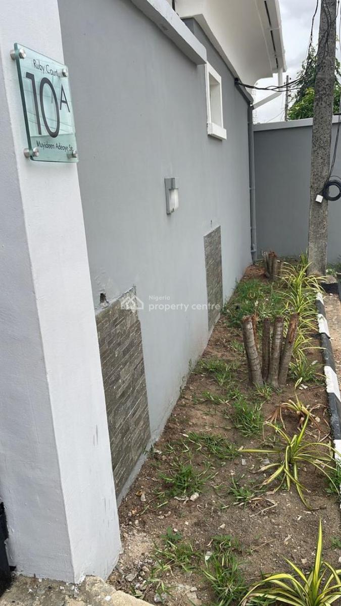 4 Bedroom Duplex with 1 Bedroom Flat, Ogudu, Lagos, Detached Duplex for Sale