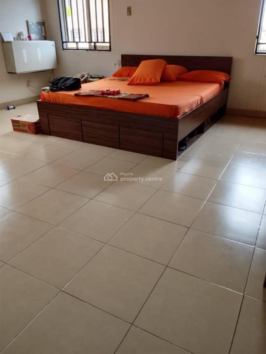 3 Bedroom Apartment with Bq, Lekki Phase 1, Lekki, Lagos, Flat / Apartment for Rent