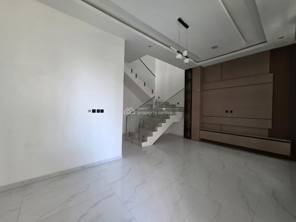 4 Bedroom Semi-detached Duplex with Bq, Chevron, Lekki, Lagos, Semi-detached Duplex for Rent