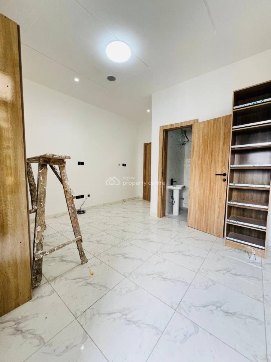 2 Bedroom Apartments, Ologolo, Lekki, Lagos, House for Rent
