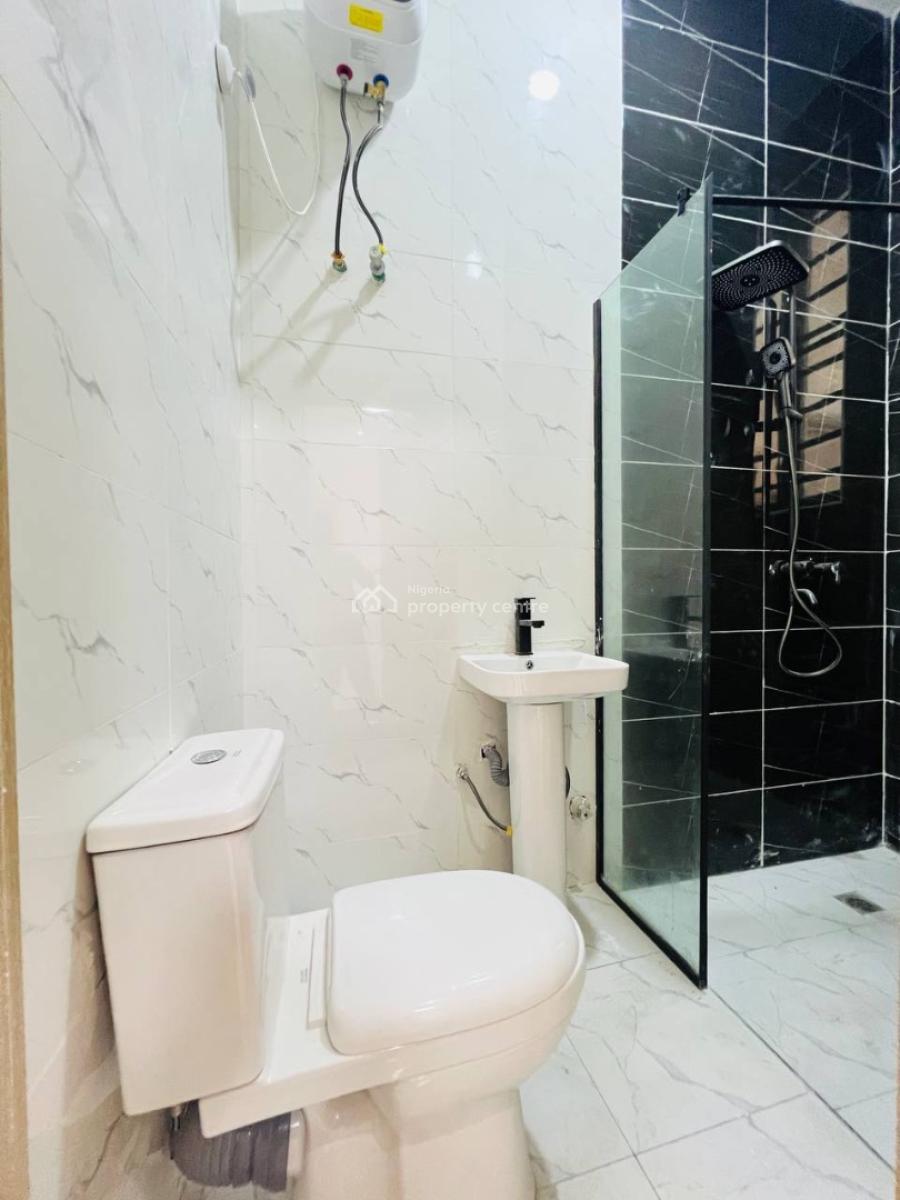 2 Bedroom Apartments, Ologolo, Lekki, Lagos, House for Rent
