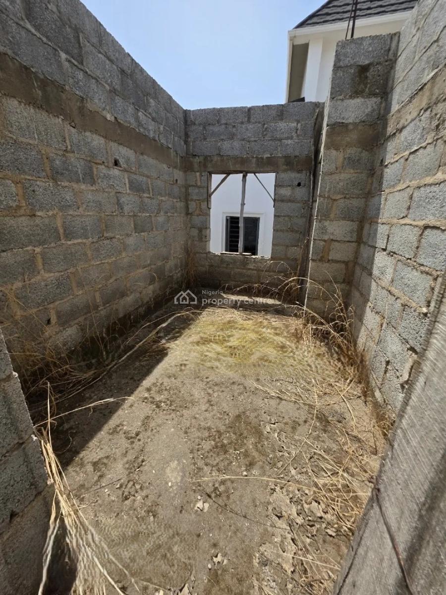Luxury 6 Bedroom Duplex with Excellent Facilities, Lugbe District. Abuja - Nigeria., Lugbe District, Abuja, Detached Duplex for Sale