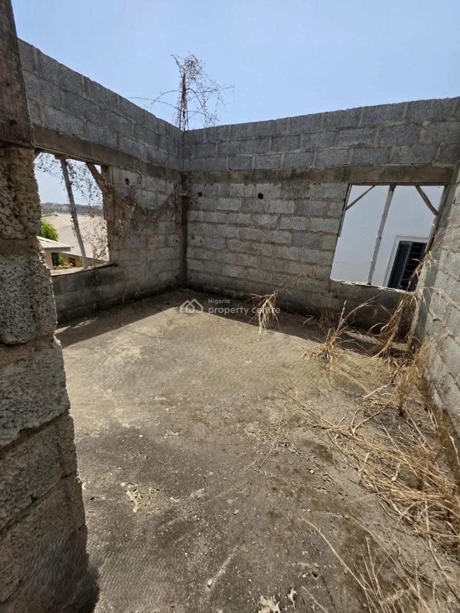 Luxury 6 Bedroom Duplex with Excellent Facilities, Lugbe District. Abuja - Nigeria., Lugbe District, Abuja, Detached Duplex for Sale
