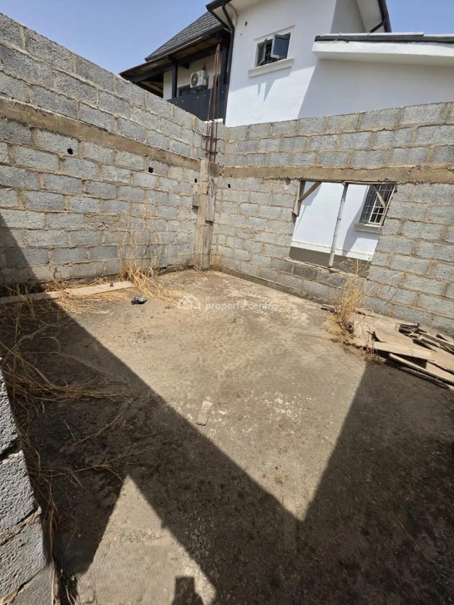 Luxury 6 Bedroom Duplex with Excellent Facilities, Lugbe District. Abuja - Nigeria., Lugbe District, Abuja, Detached Duplex for Sale