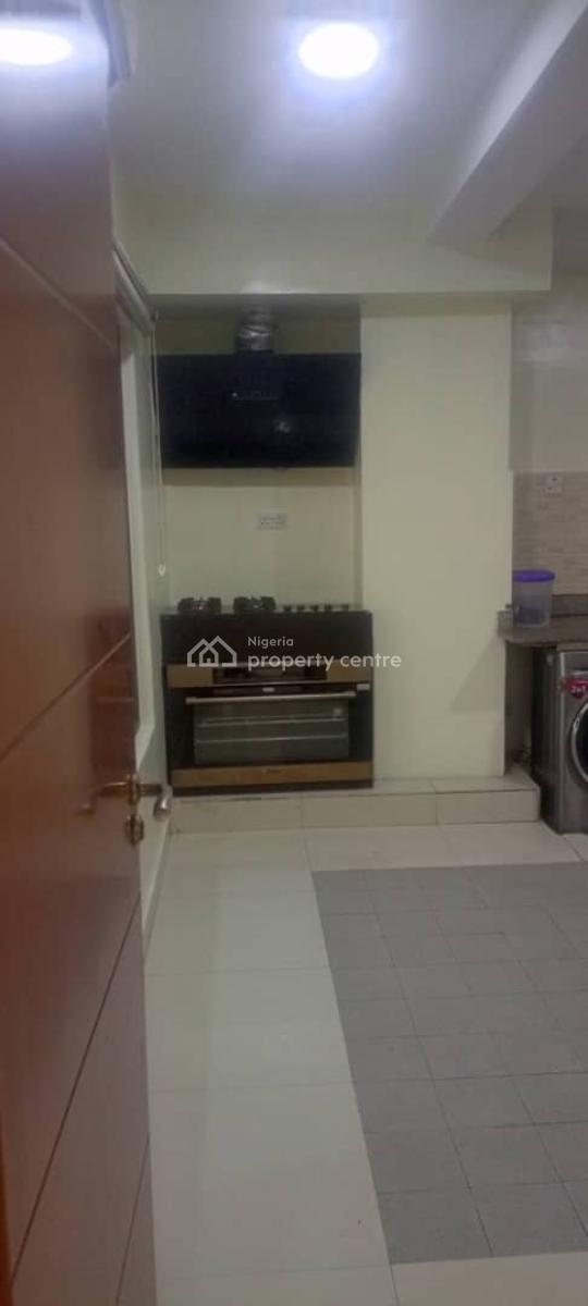 2 Bedroom Flat with Bq, Victoria Island, Victoria Island (vi), Lagos, Block of Flats for Sale