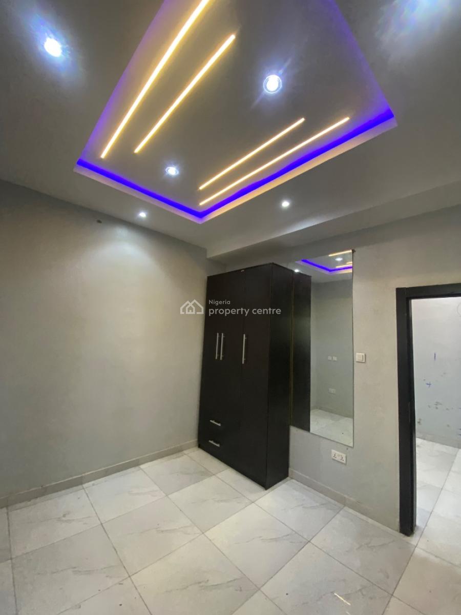 Standard One Bedroom Apartment in Ann Estate with 24 Hours Electricity, Beverly Court Close  to Abraham Adesanya, Ajah, Lagos, Mini Flat (room and Parlour) for Rent