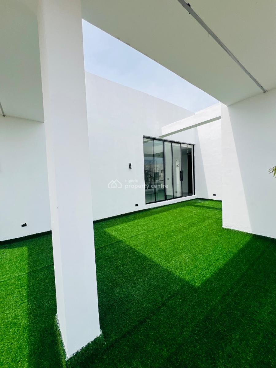 5 Bedroom & Bq, Osapa, Lekki, Lagos, Detached Duplex for Sale