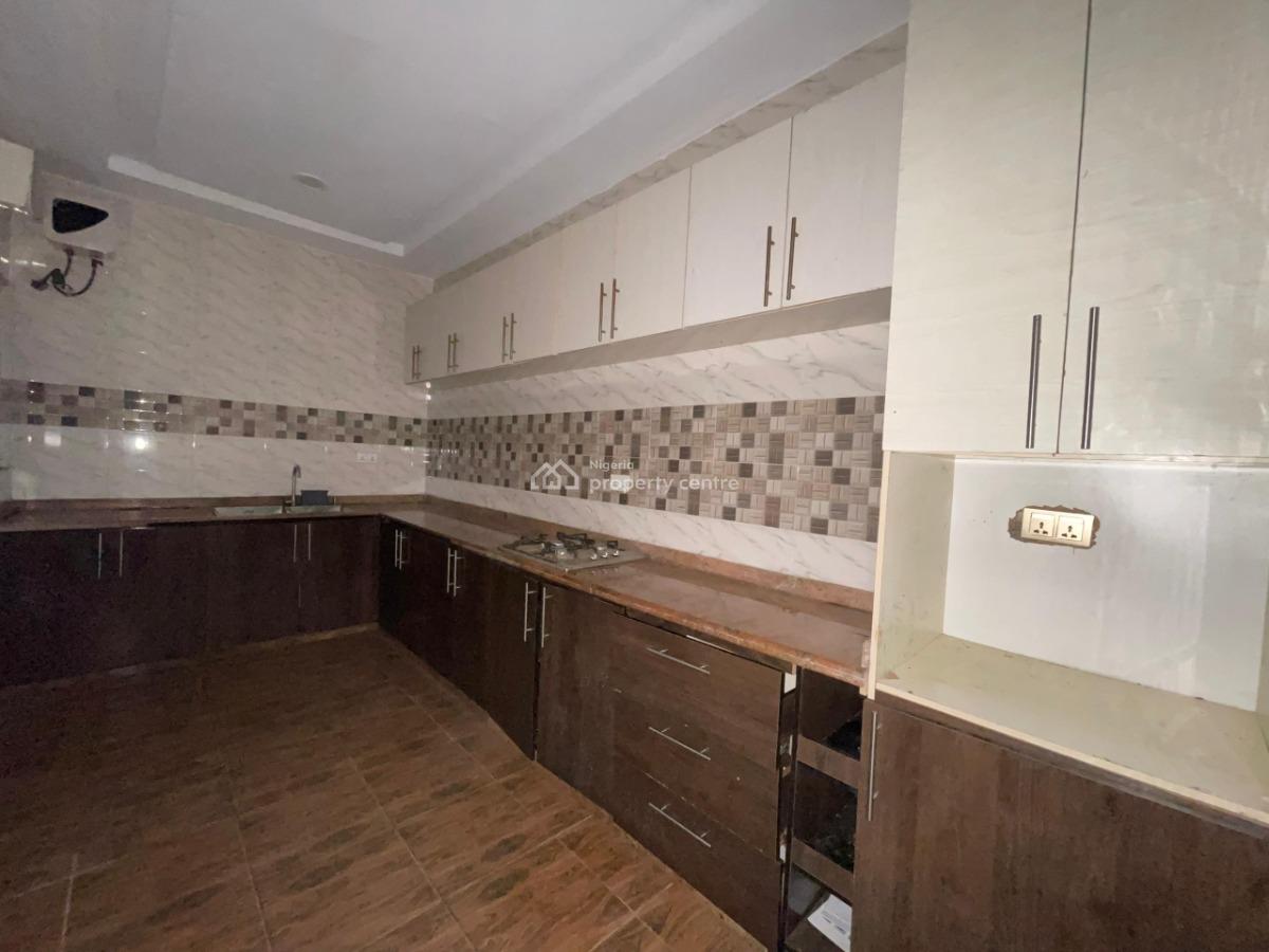 3 Bedrooms Semi Detached Bungalow, Meridian Park, Ajah, Lagos, Semi-detached Bungalow for Sale
