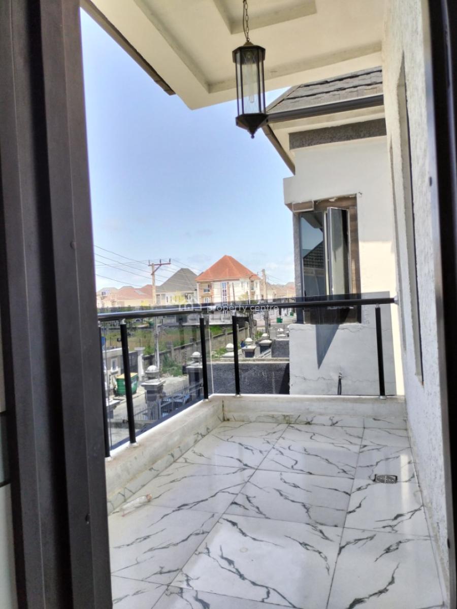 Extra Large Room and Parlour Apartment, Chevron Drive Estate, Lekki, Lagos, Mini Flat (room and Parlour) for Rent