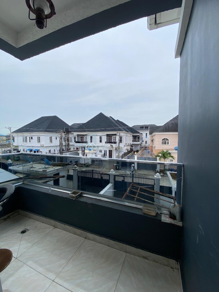 Furnished Mini Flat Upstairs Sharing Kitchen Only (no Mattress ), Orchid Road Dpkay Estate, Lekki, Lagos, Mini Flat (room and Parlour) for Rent