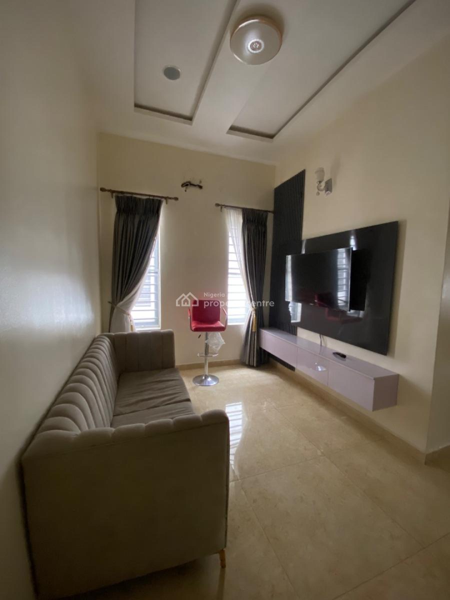 Furnished Mini Flat Upstairs Sharing Kitchen Only (no Mattress ), Orchid Road Dpkay Estate, Lekki, Lagos, Mini Flat (room and Parlour) for Rent