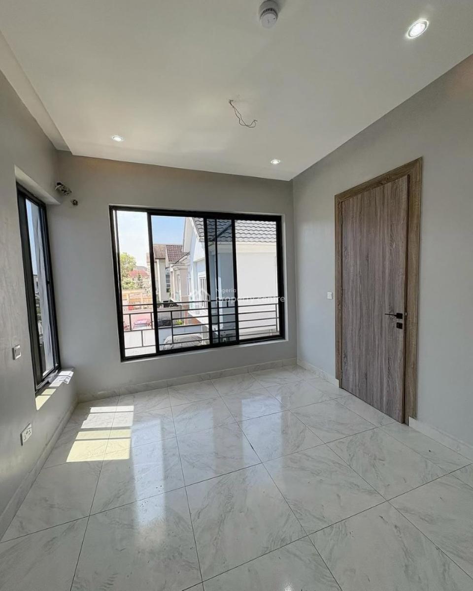 4 Bedroom Duplex with Bq, Lekki Phase 1, Lekki, Lagos, Terraced Duplex for Sale
