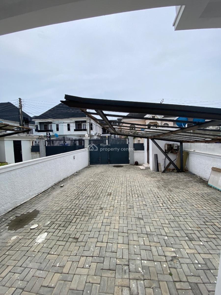 Room Downstairs Sharing Kitchen Comes with Ac, Orchid Road Dpkay Estate, Lekki, Lagos, Self Contain (single Rooms) for Rent