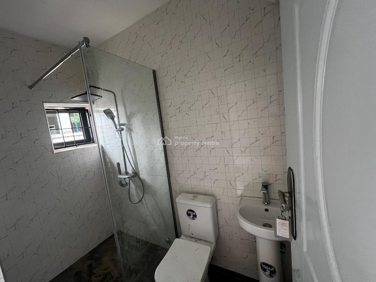 Spacious and Sharp One Bedroom Apartment, Asokoro District, Abuja, Flat / Apartment for Rent