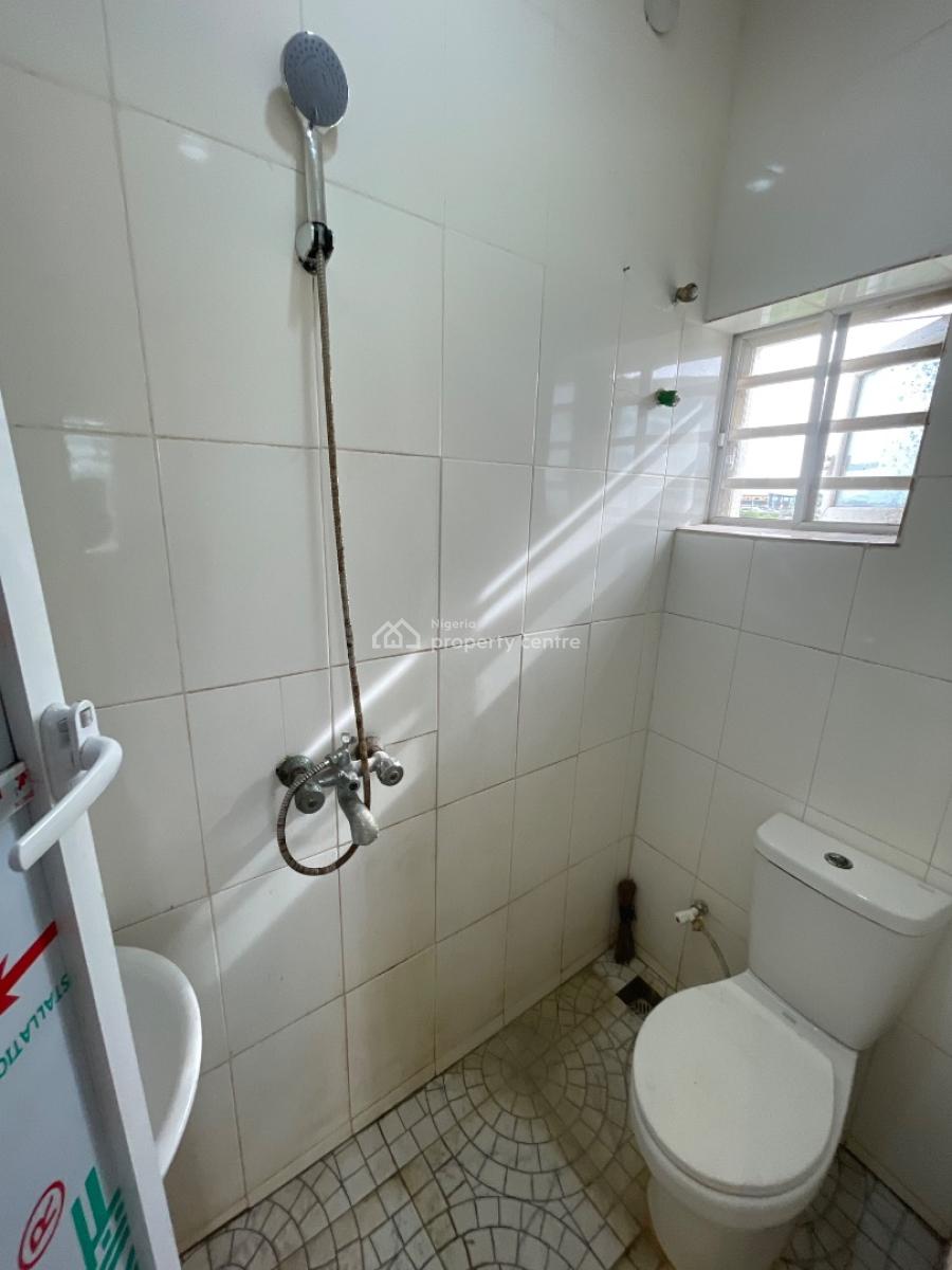 Decent 2 Bedroom Upstair, Off Miyaki Street Iyana Oworo, Gbagada, Lagos, Flat / Apartment for Rent