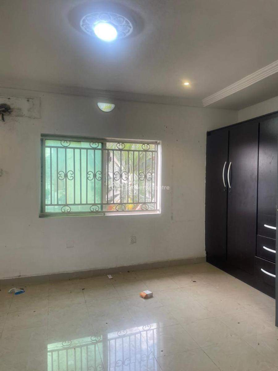 All Rooms Ensuite 3 Bedroom Flat, Gra Phase 2, Magodo, Lagos, Flat / Apartment for Rent