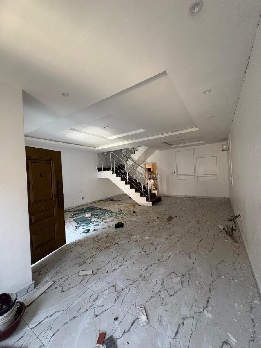 Luxury 4bedroom, Chevron, Lekki, Lagos, Terraced Duplex for Sale