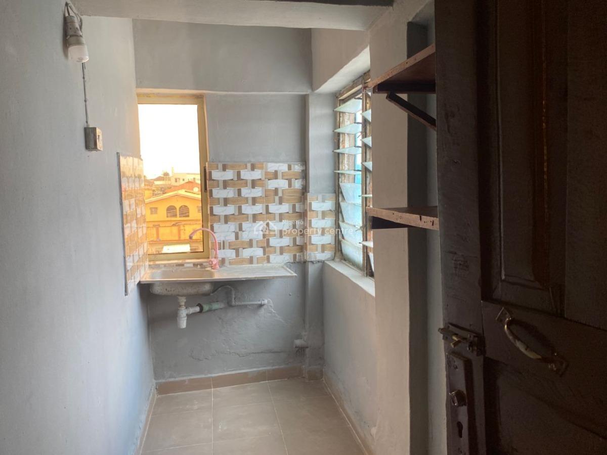 Newly Renovated Miniflat on The Pent Floor, Orelope Bus Stop, Egbeda, Alimosho, Lagos, Mini Flat (room and Parlour) for Rent