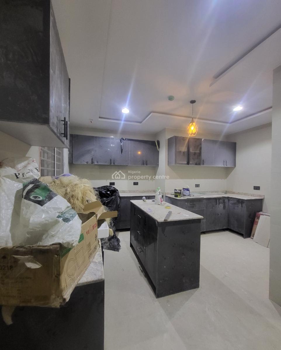 Luxurious Massive 1 Bedroom Flat, By Nnpc Estate, Wuye, Abuja, Flat / Apartment for Rent