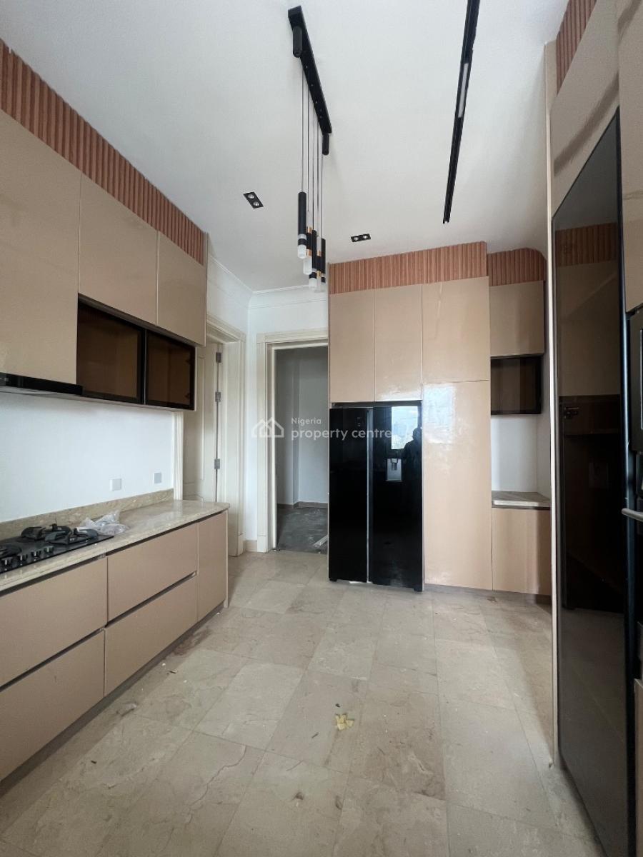 Luxury 4 Bedroom Apartment with Bq, Off Idowu Martins Street, Victoria Island (vi), Lagos, Flat / Apartment for Rent