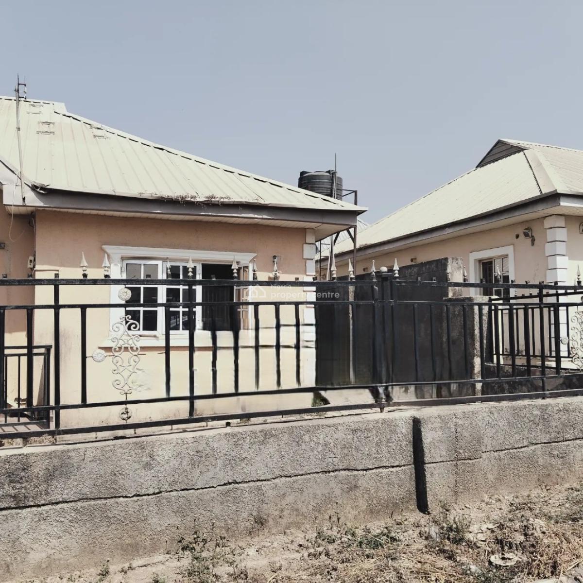 Luxury 4 Bedroom Bungalow with Excellent Facilities, Lugbe District, Abuja, Detached Bungalow for Sale