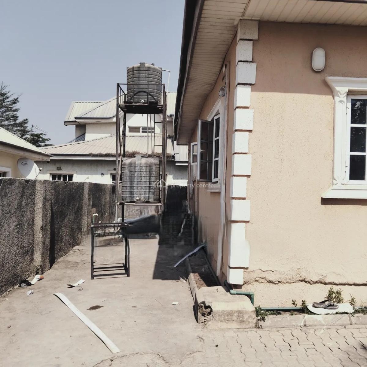 Luxury 4 Bedroom Bungalow with Excellent Facilities, Lugbe District, Abuja, Detached Bungalow for Sale