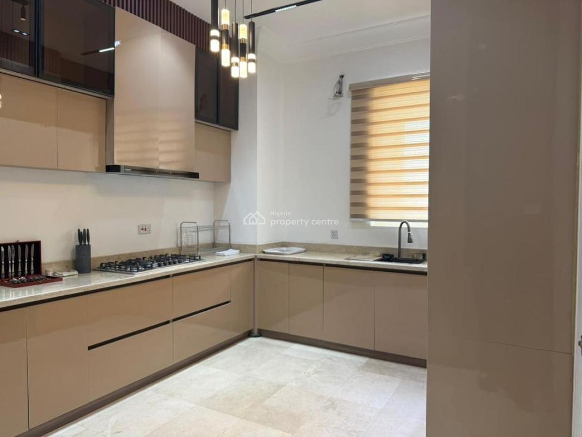 Luxury 4 Bedroom Apartment with Bq, Off Idowu Martins, Victoria Island (vi), Lagos, Flat / Apartment for Sale