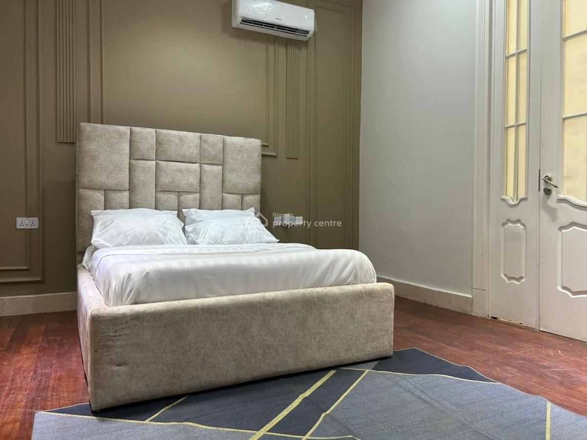 Luxury 4 Bedroom Apartment with Bq, Off Idowu Martins, Victoria Island (vi), Lagos, Flat / Apartment for Sale