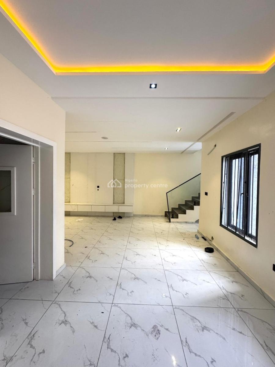 Well Maintained 4 Bedroom Terrace Duplex with Bq, Lekki Phase 1, Lekki Phase 1, Lekki, Lagos, Terraced Duplex for Rent