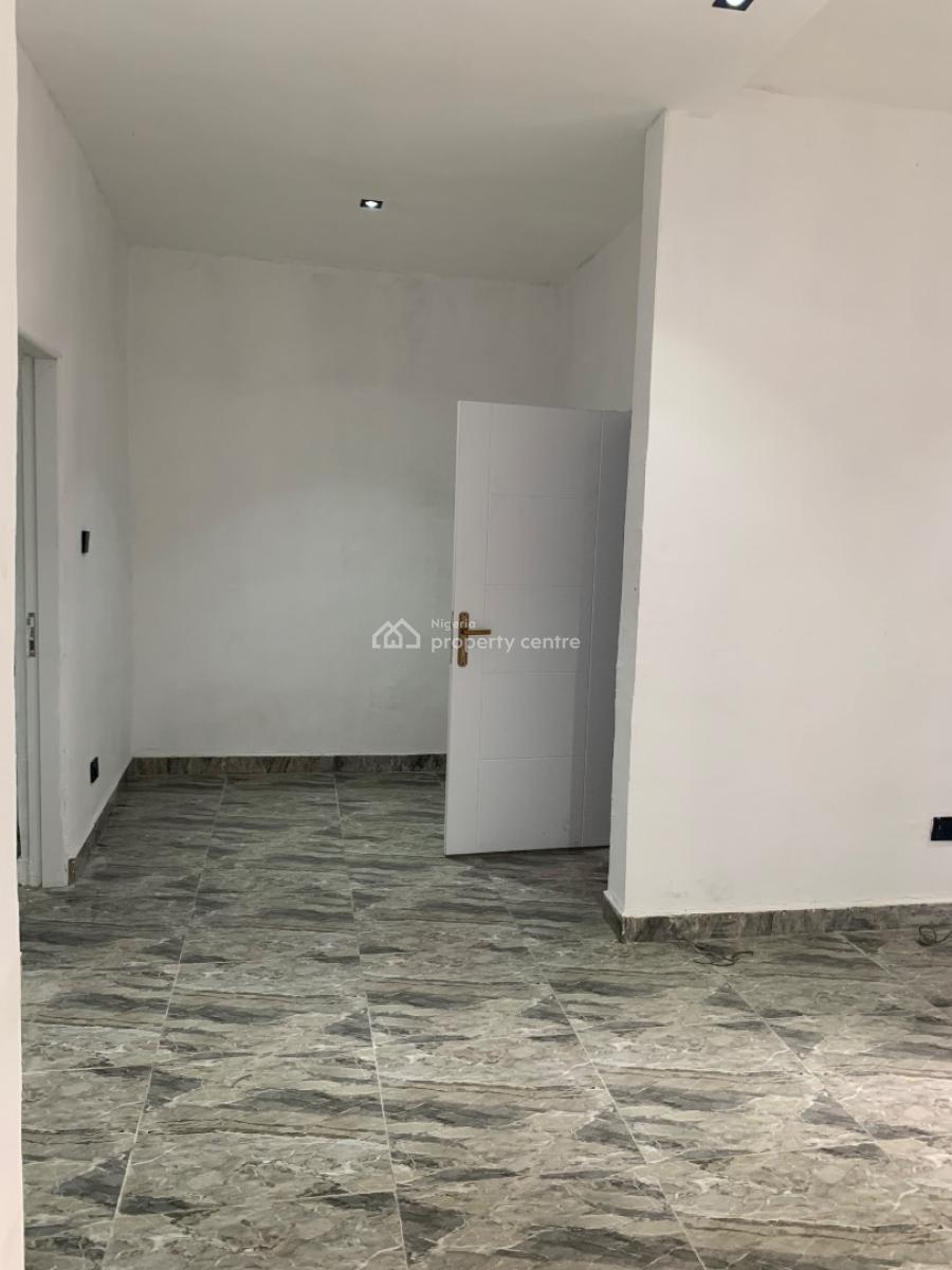 Premium 2 Bedroom Apartment with Gym, Ologolo, Lekki, Lagos, Flat / Apartment for Rent