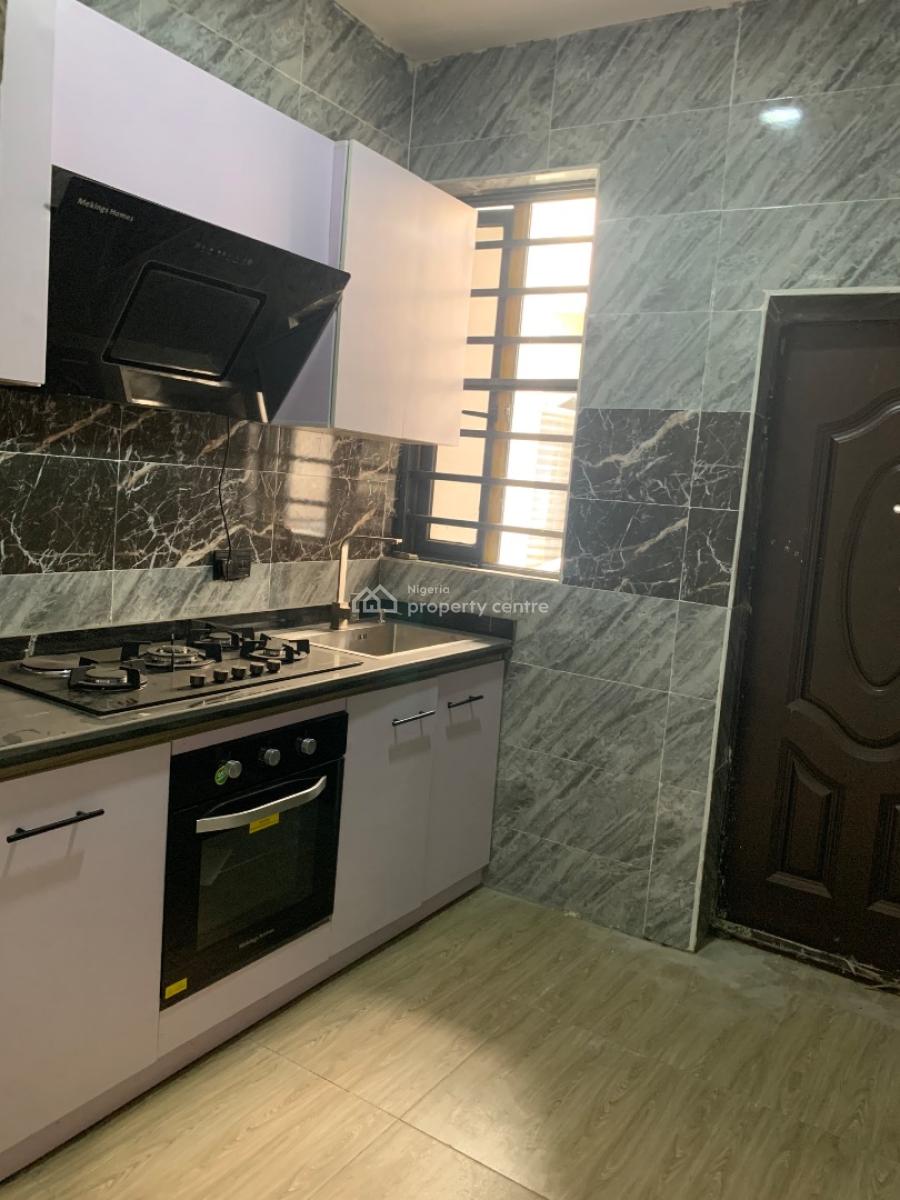 Premium 2 Bedroom Apartment with Gym, Ologolo, Lekki, Lagos, Flat / Apartment for Rent