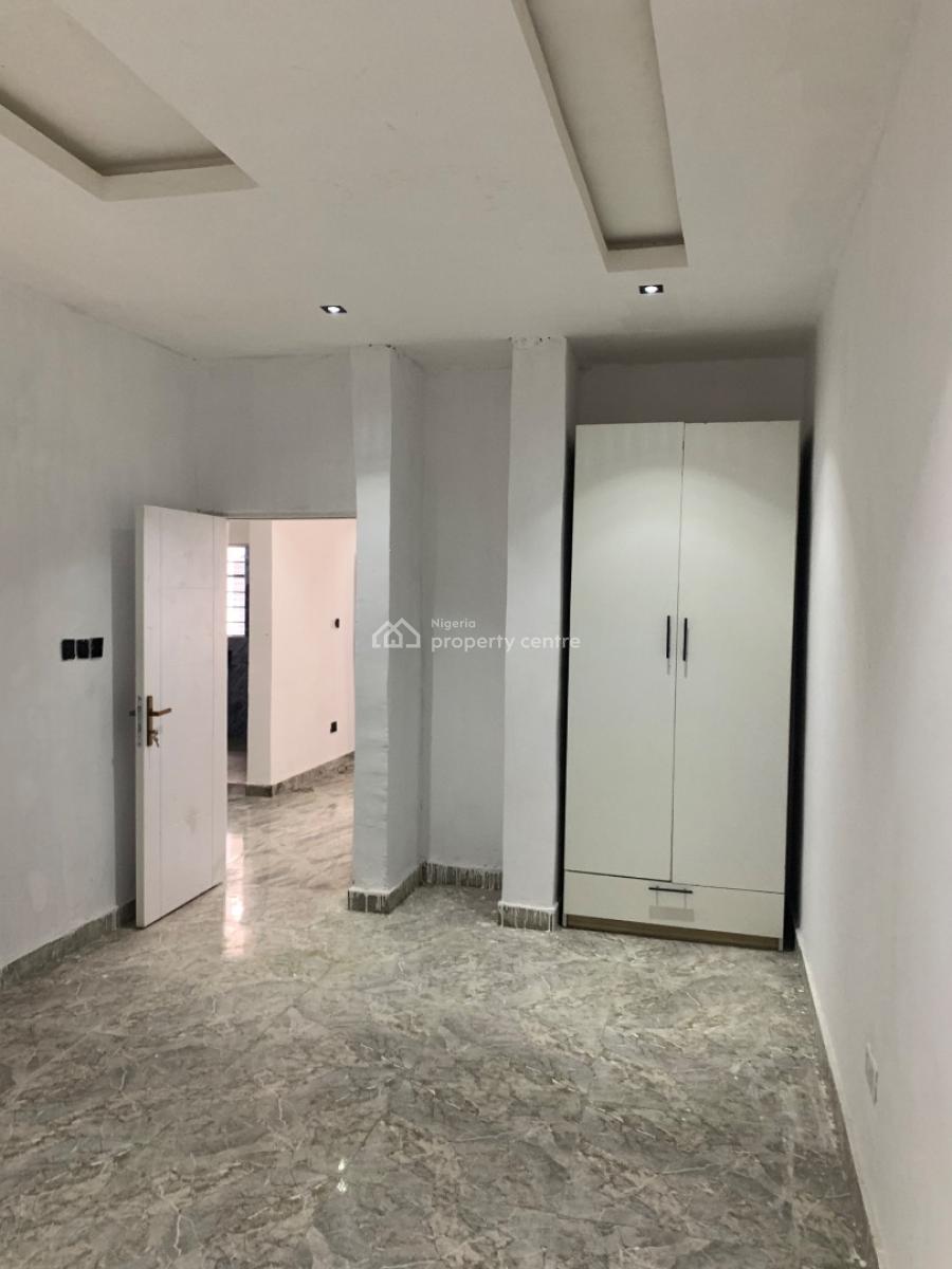 Premium 2 Bedroom Apartment with Gym, Ologolo, Lekki, Lagos, Flat / Apartment for Rent