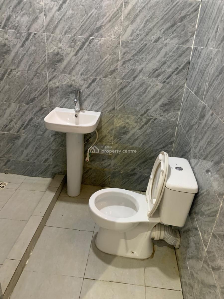 Premium 2 Bedroom Apartment with Gym, Ologolo, Lekki, Lagos, Flat / Apartment for Rent