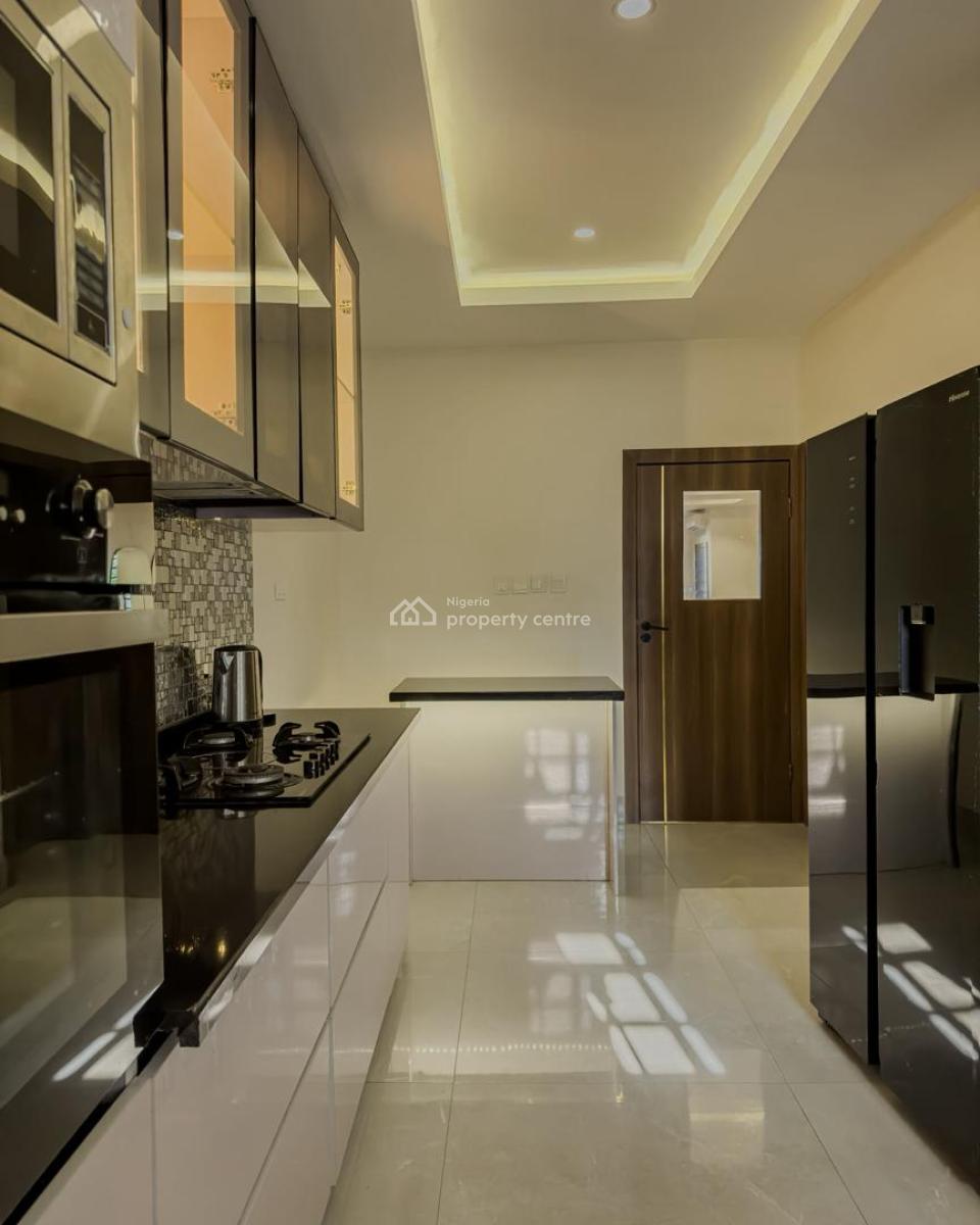 Spacious 3 Bed + Ps5,full Wall Mirrors.., Oniru, Victoria Island (vi), Lagos, Flat / Apartment Short Let