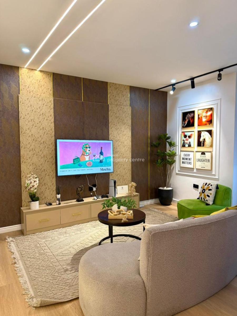 Cute 1 Bed with Pool,ps5,cctv,balcony, Freedom Way, Lekki Phase 1, Lekki, Lagos, Flat / Apartment Short Let