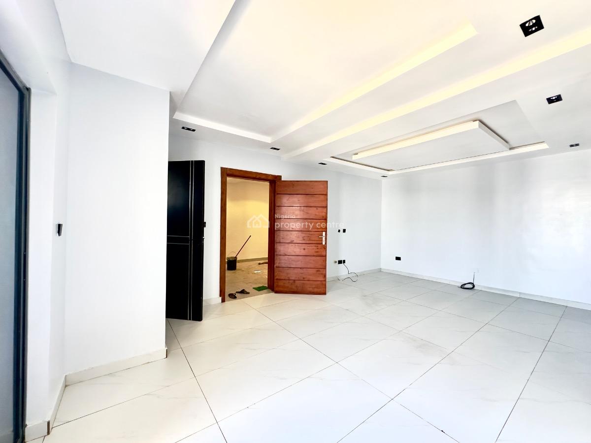 Brand New 2 Bedroom Luxury Flat, Bede Alugbue Street, Seagate Estate, Ikate, Lekki, Lagos, Flat / Apartment for Sale