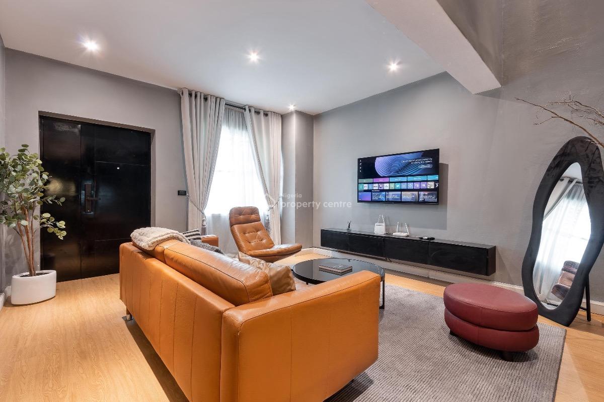 Introducing *belmonte*   Beautiful 1/2 Bedroom Maisonette, Lekki, Lagos, Detached Duplex Short Let
