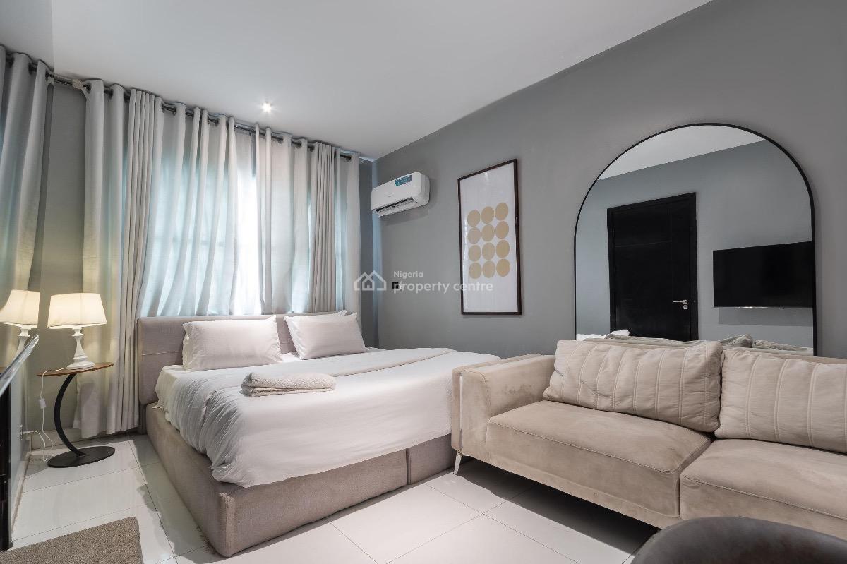 Introducing *belmonte*   Beautiful 1/2 Bedroom Maisonette, Lekki, Lagos, Detached Duplex Short Let