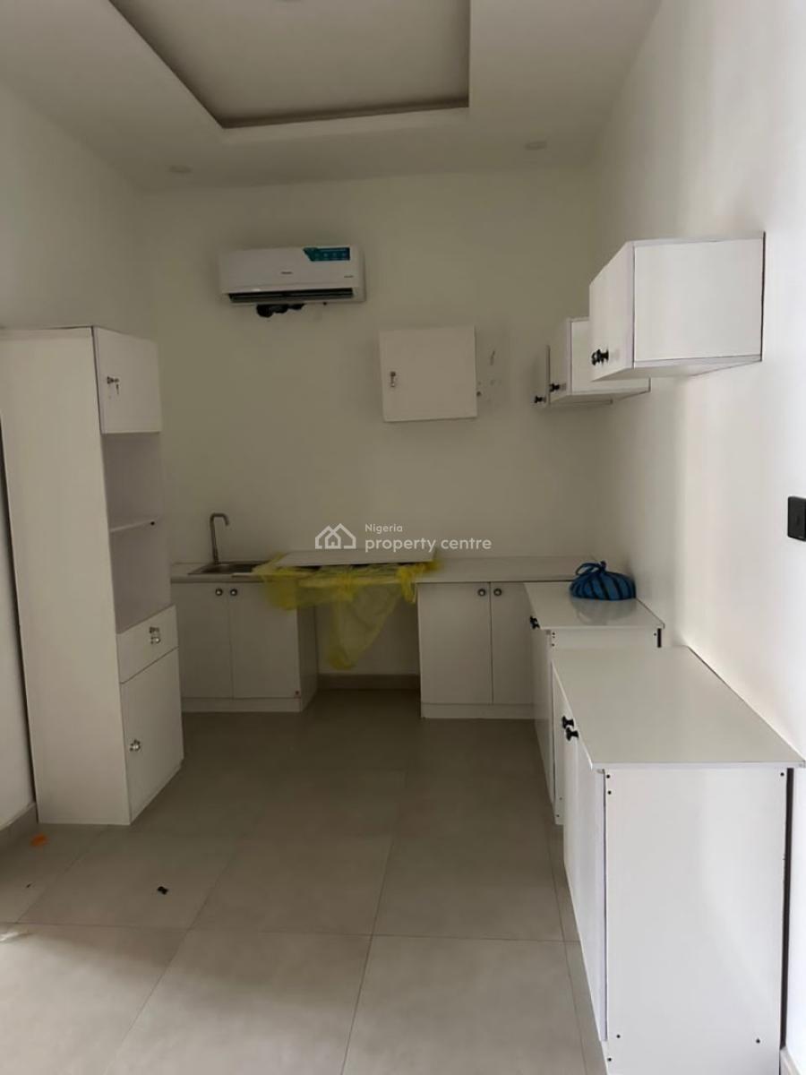 Single Upstairs Bedroom Inside a Shared Apartment{ Video}, Dpkay Estate Orchid Road, Lekki, Lagos, Self Contain (single Rooms) for Rent
