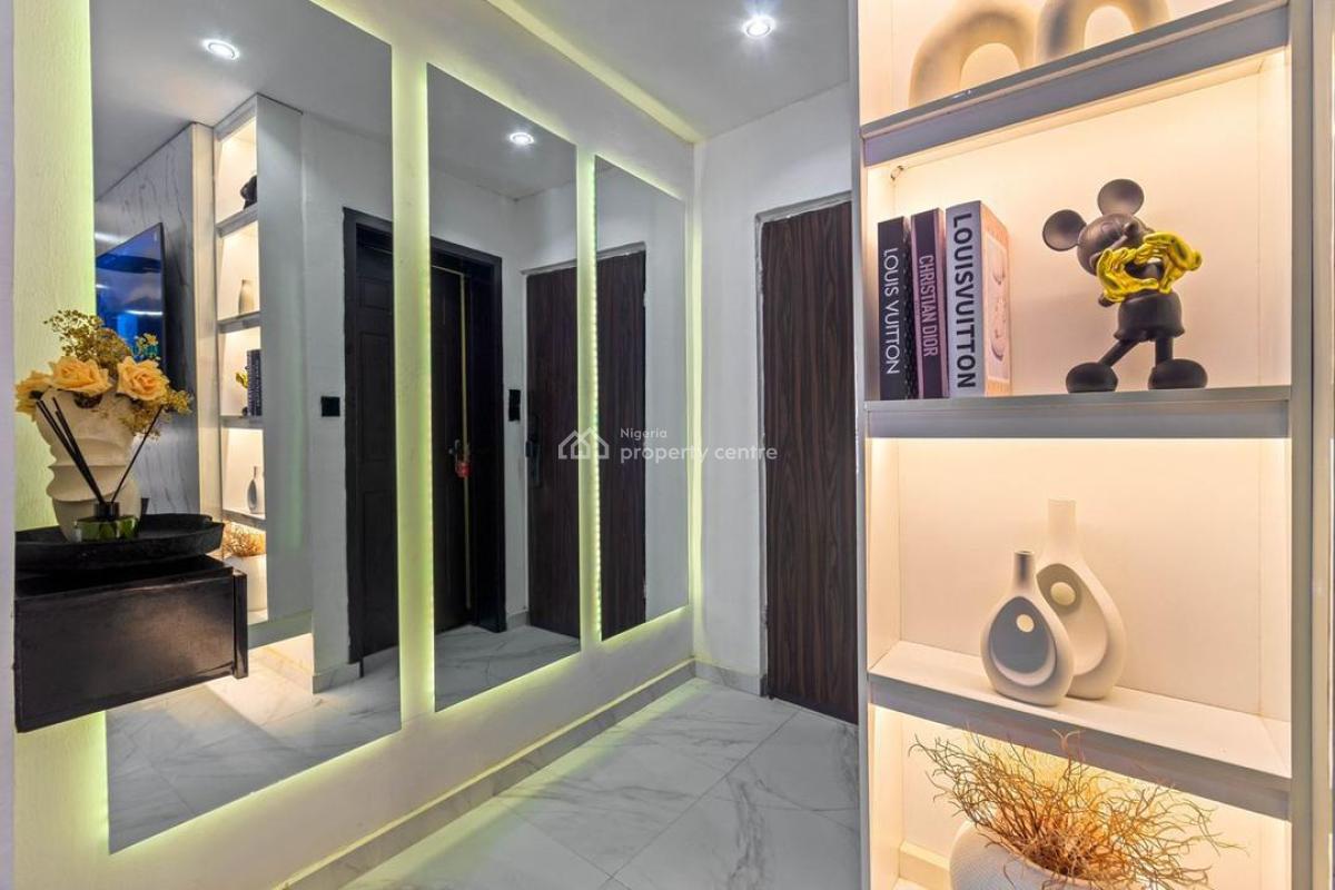 Lux 1 Bed with Ps5,private Golf Area.., Freedom Way, Lekki Phase 1, Lekki, Lagos, Flat / Apartment Short Let