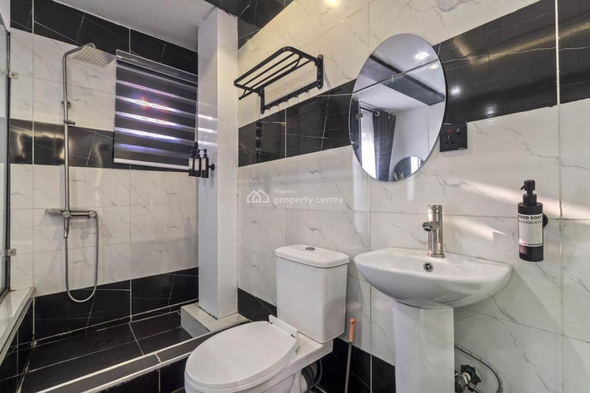 Lux 1 Bed with Ps5,private Golf Area.., Freedom Way, Lekki Phase 1, Lekki, Lagos, Flat / Apartment Short Let