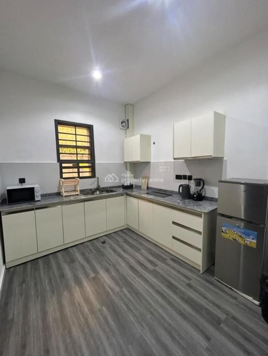 2 Units of Cozy One Bedroom Apartment, Parakou Street, Wuse 2, Abuja, Flat / Apartment Short Let