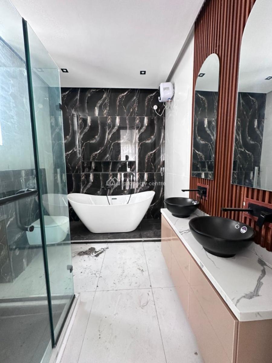 Opulent 5 Bedroom Detached with a Pool and Bq, Chevron, Lekki, Lagos, Detached Duplex for Sale