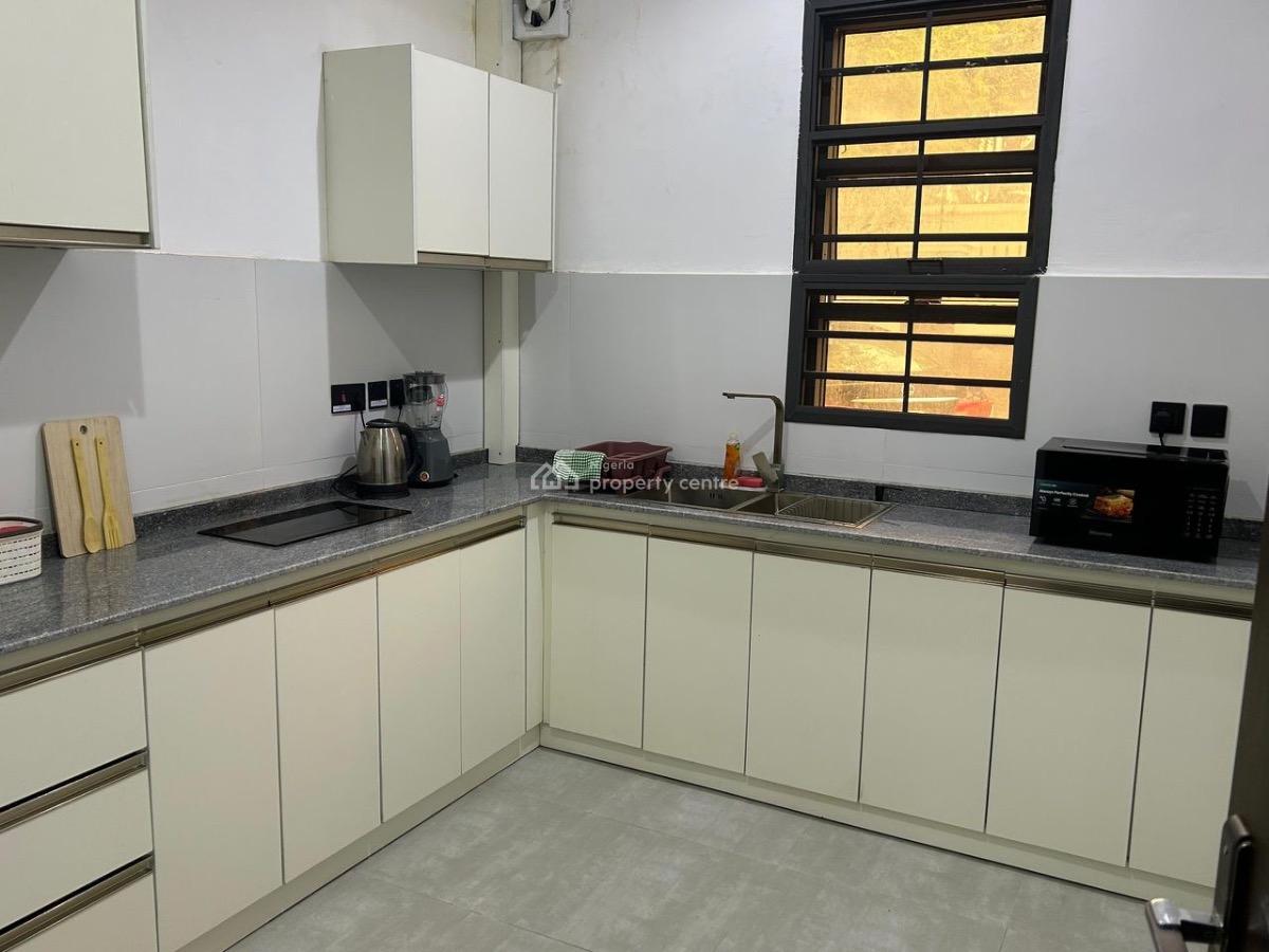 4 Units of Cozy One Bedroom Apartments, Parakou Street, Wuse 2, Abuja, Flat / Apartment Short Let